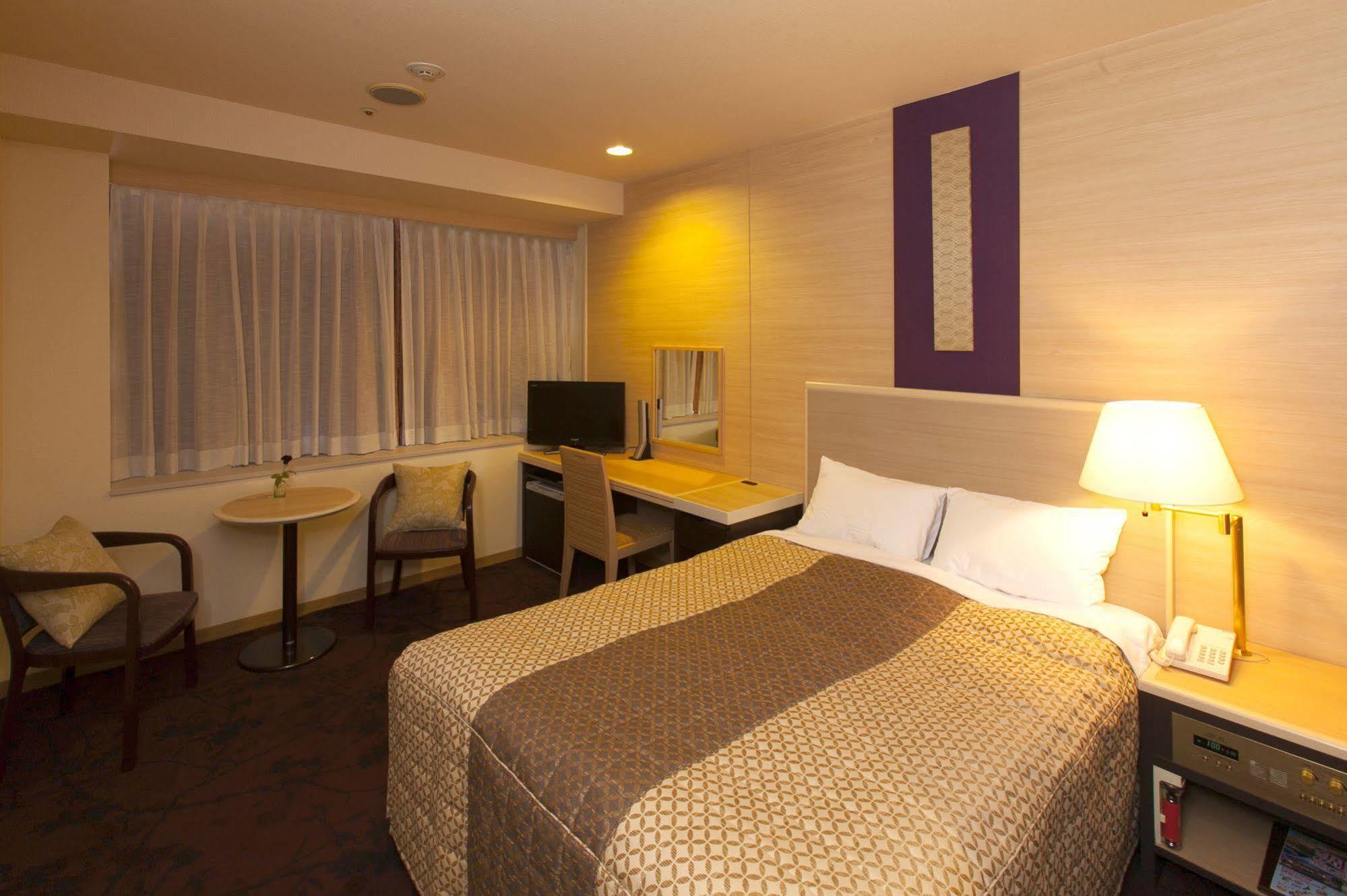 Chofu Creston Hotel Экстерьер фото